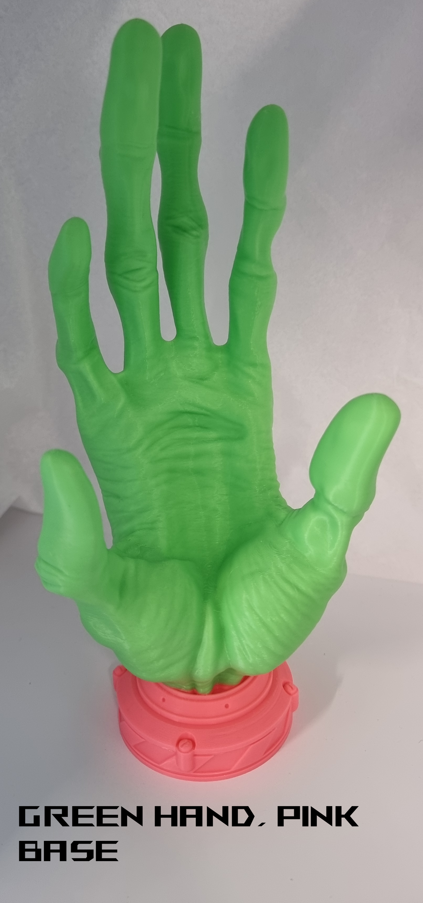 Six finger alien hand controller holder - 3D Printed - STLFLIX