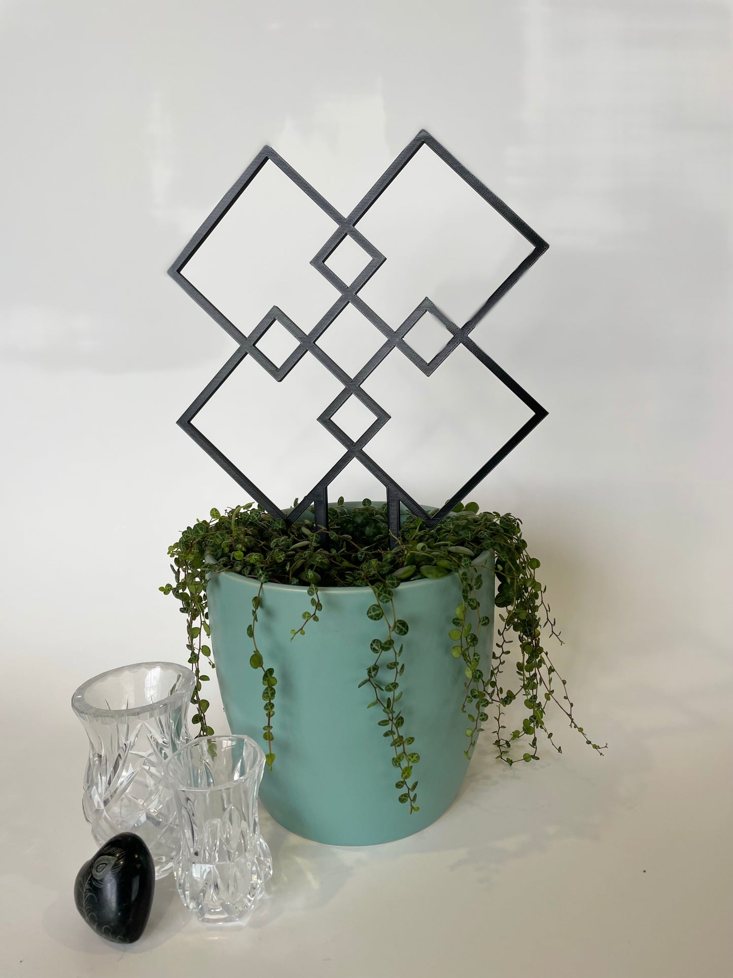 Indoor plant square trellis - 3D Printed - Design Fusion
